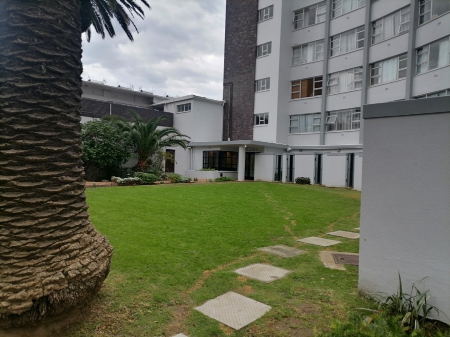 1 Bedroom Property for Sale in Mowbray Western Cape